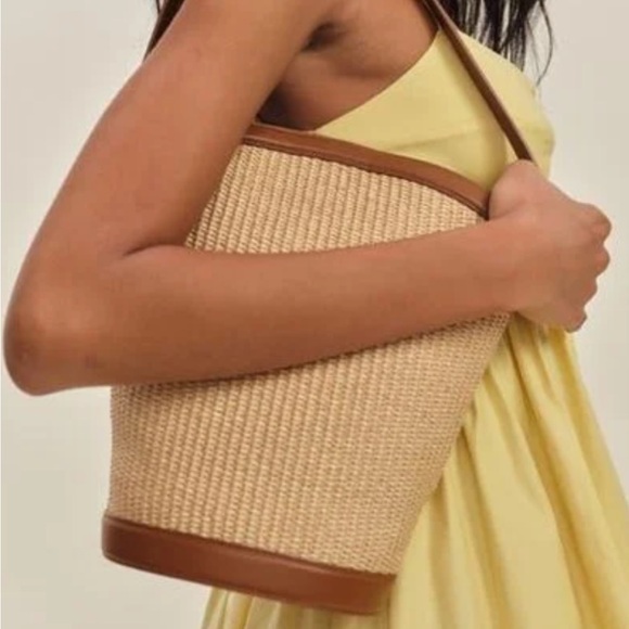 New • Reformation Giuliana Raffia Bag - Picture 3 of 5